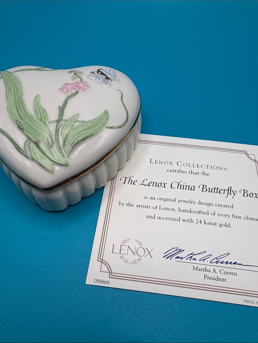 Lenox White Heart-Shaped Butterfly Jewelry/Trinket Box